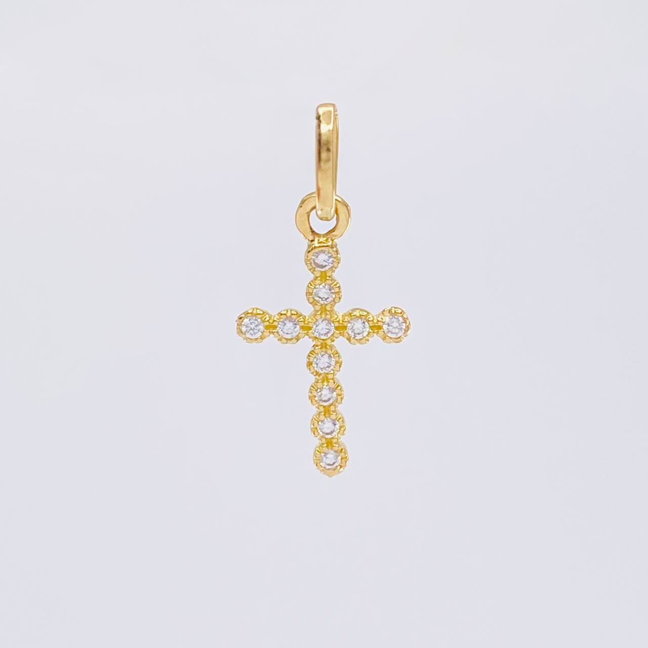Dije Cruz Tupida 0.7 g / 3/4 in Oro Amarillo 18K