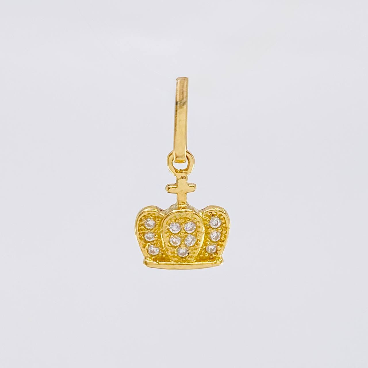 Pendant Dense Crown 0.8 g / 3/4 in Yellow Gold 18K