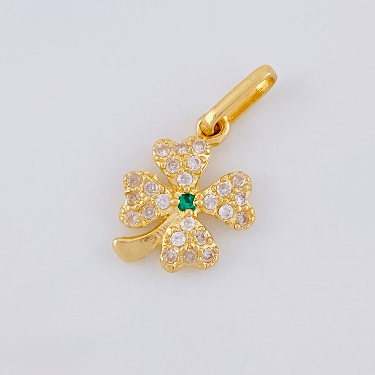 Dije Trebol 0.85 g / 3/4 in Oro Amarillo 18K