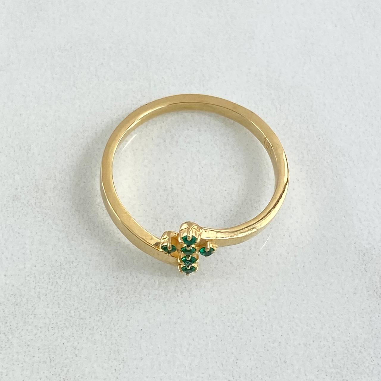 Cross Ring 2.25gr / Size 7 1/2 / Emeralds 8 Pts 18K Yellow Gold (Jewel)