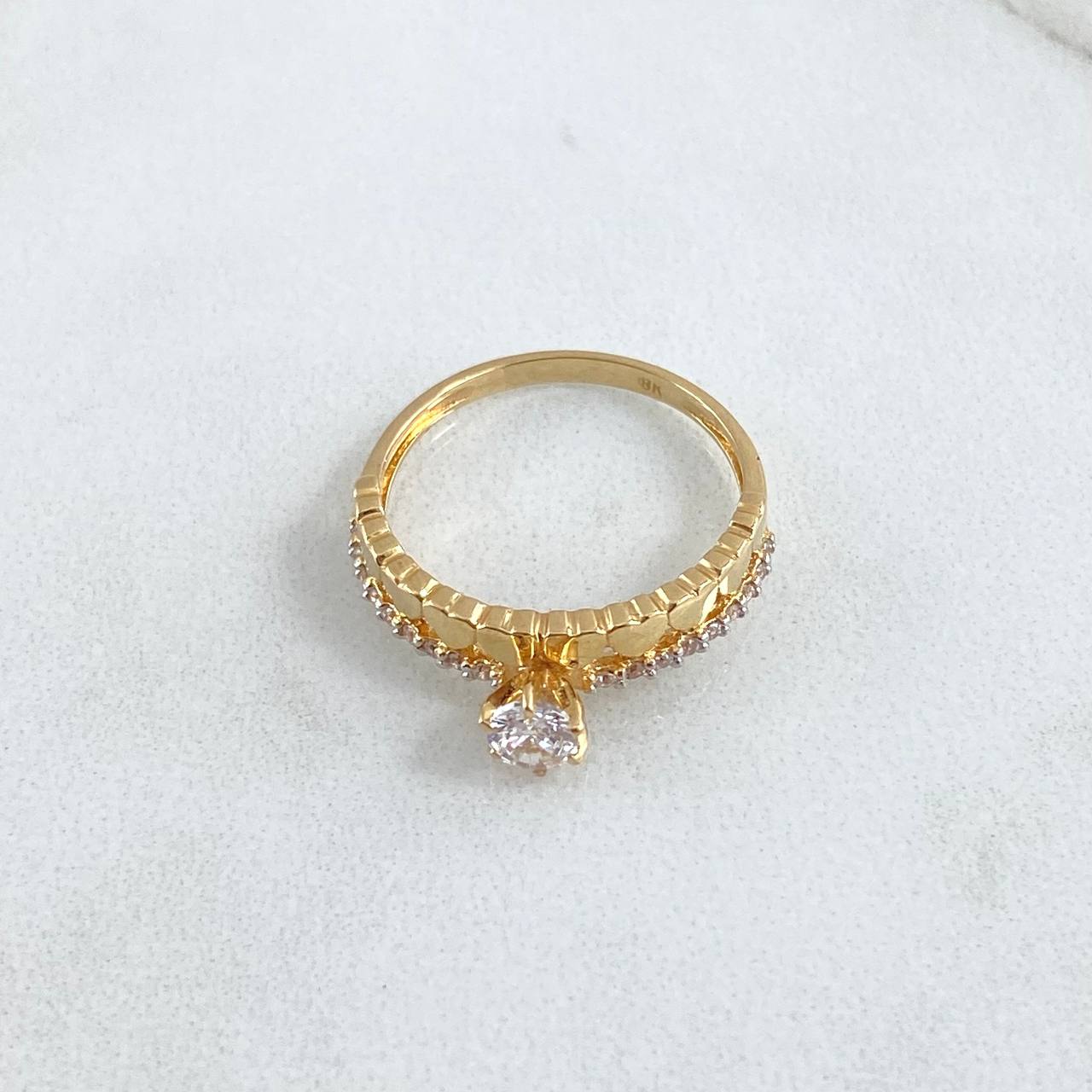 Ring Solitaire Churumbela Hearts 2.25gr / Size 6 1/4 / White Zircons 18K Yellow Gold