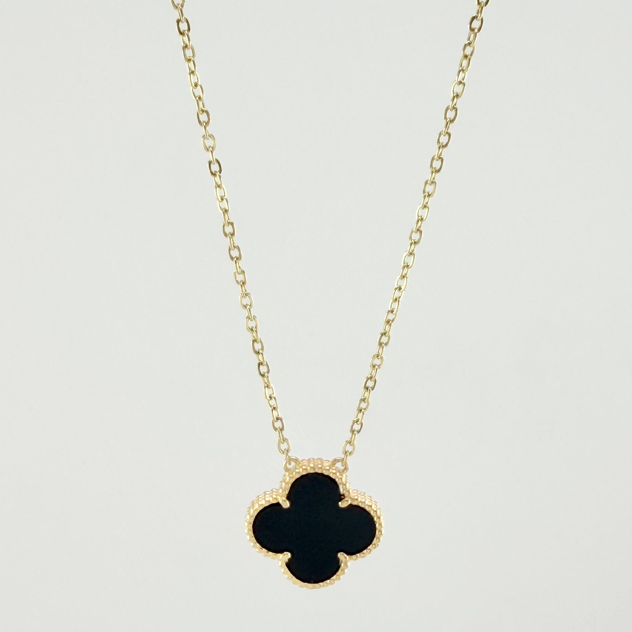 Classic Link Chain Black Clover 3.95gr / 19 3/4 in / 1.2mm Yellow Gold Nac.Esp. 18K ©