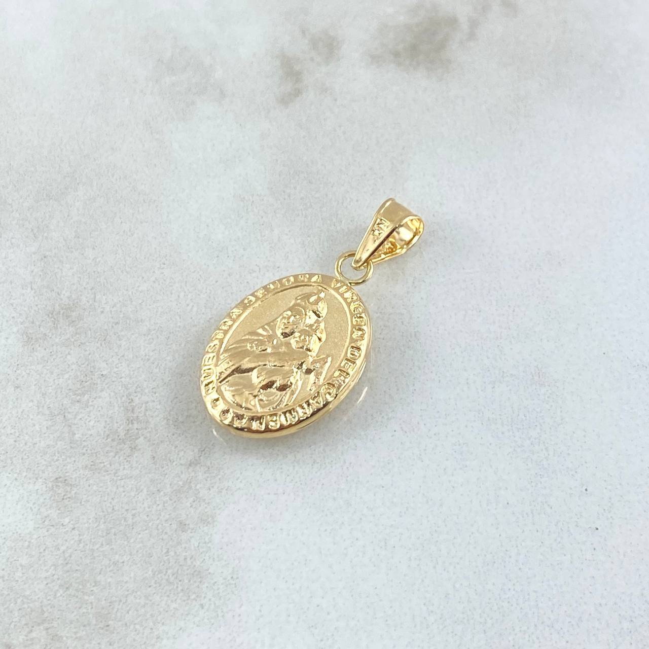 Pendant Virgen Del Carmen 1.05gr / 2.4cm / Smooth Charger Oval Yellow Gold 18K ©