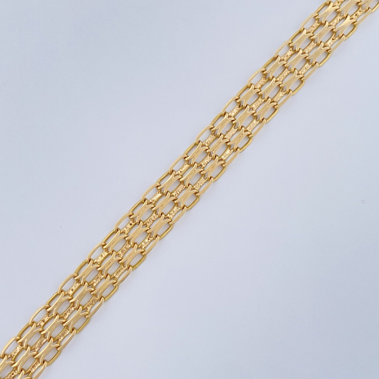 Bismark Bracelet 4.55gr / 7.1in / 18K Gold +1 18K &