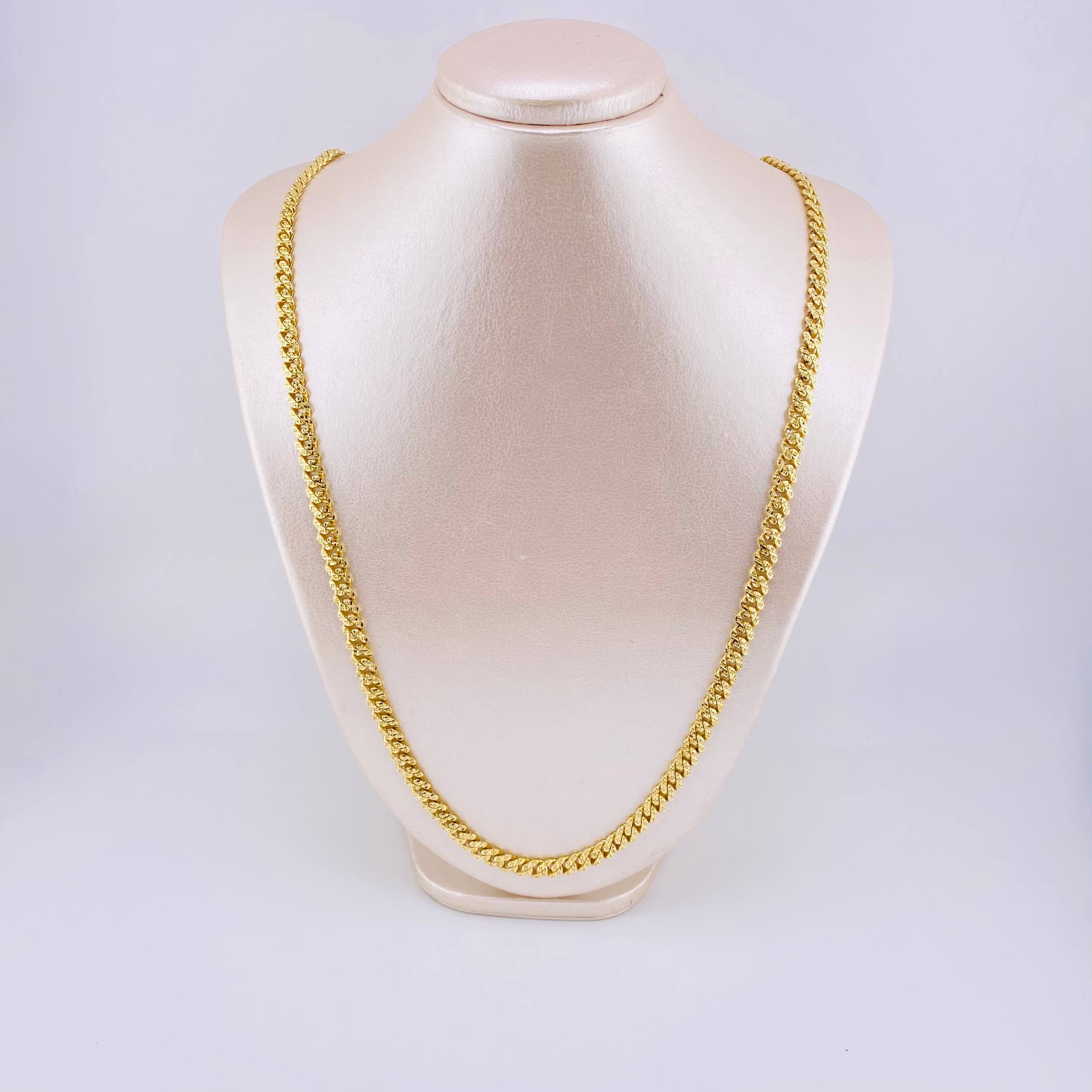 Cadena Cubana Monaco 29.25gr / 27 1/2 in / 6.3mm Oro Amarillo +4 18K *