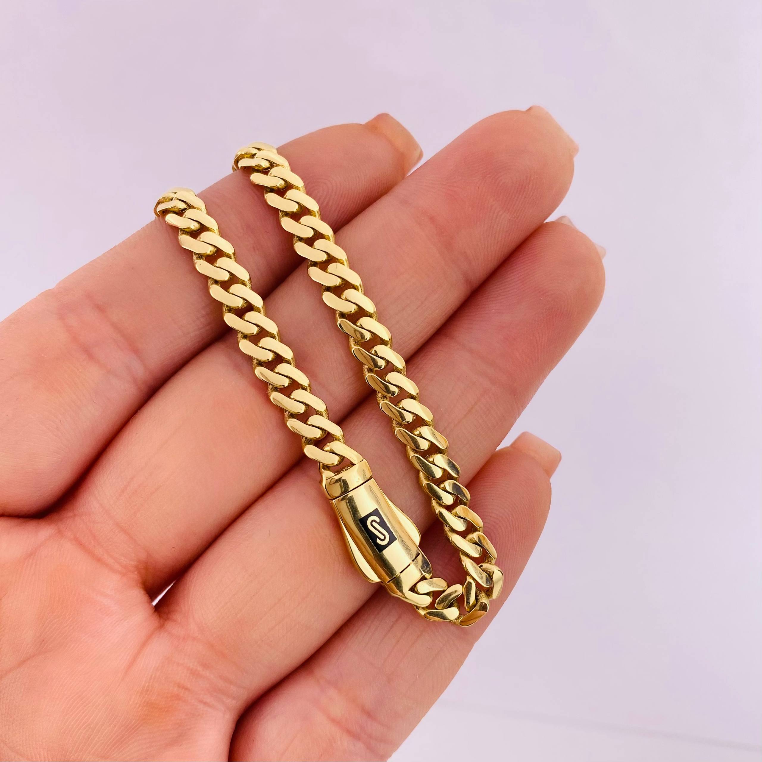 Cadena Cubana Monaco 21.85gr / 27 1/2 in / 4.9mm Oro Amarillo +4 18K *