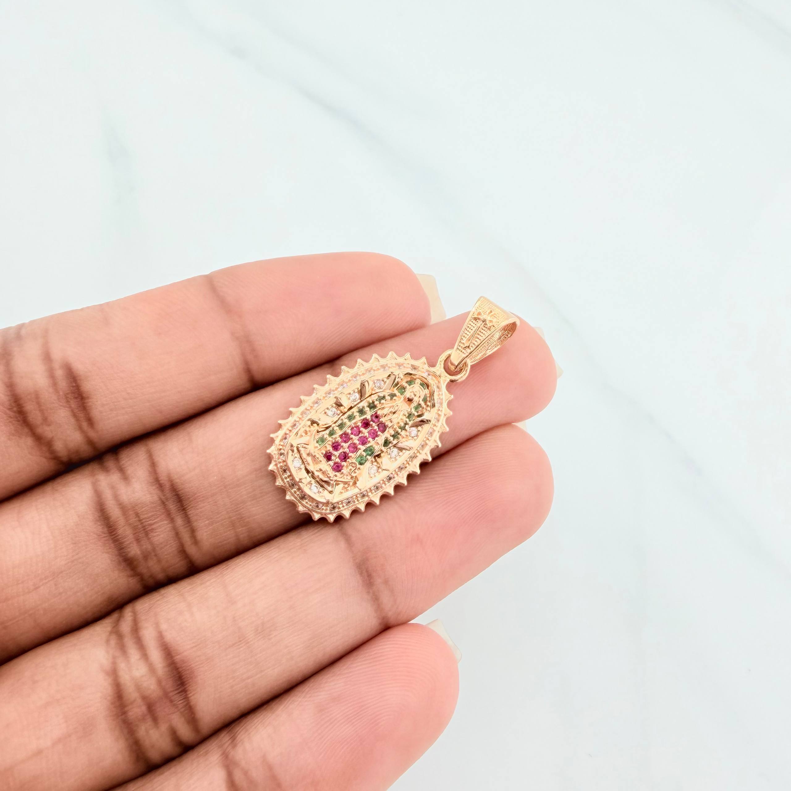 Pendant Virgin of Guadalupe 3.35 g / 1 1/4 in 18K Yellow Gold
