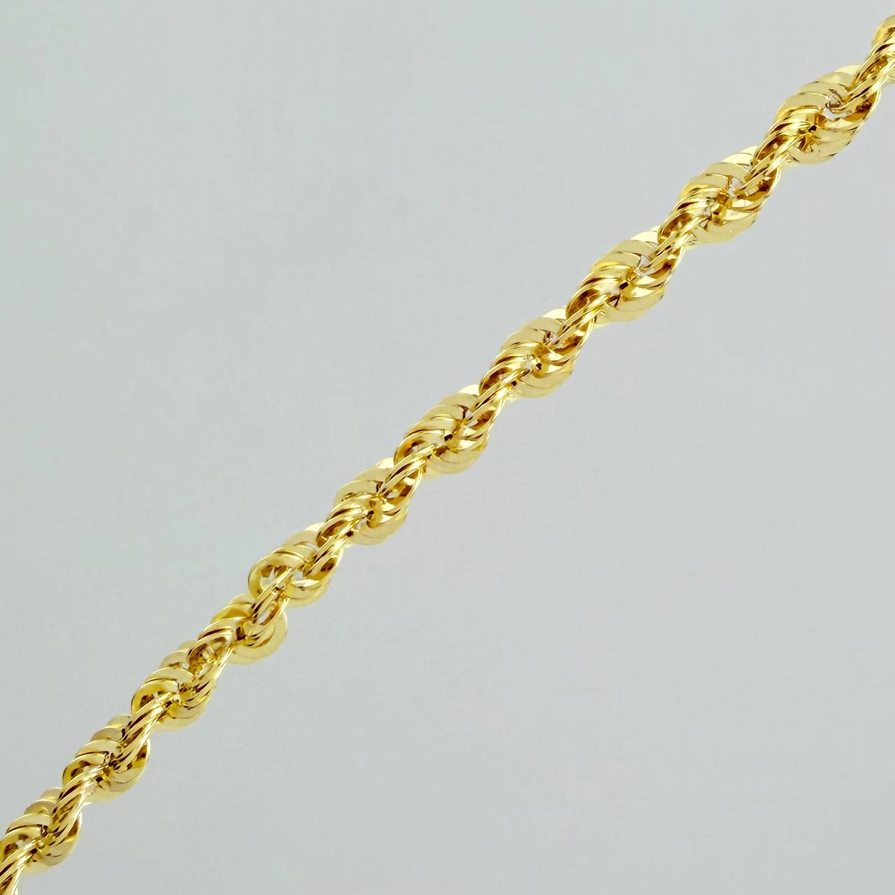 Cadena Lazo 4gr / 23 1/2 in / 2.3mm Oro Amarillo +3 18K %