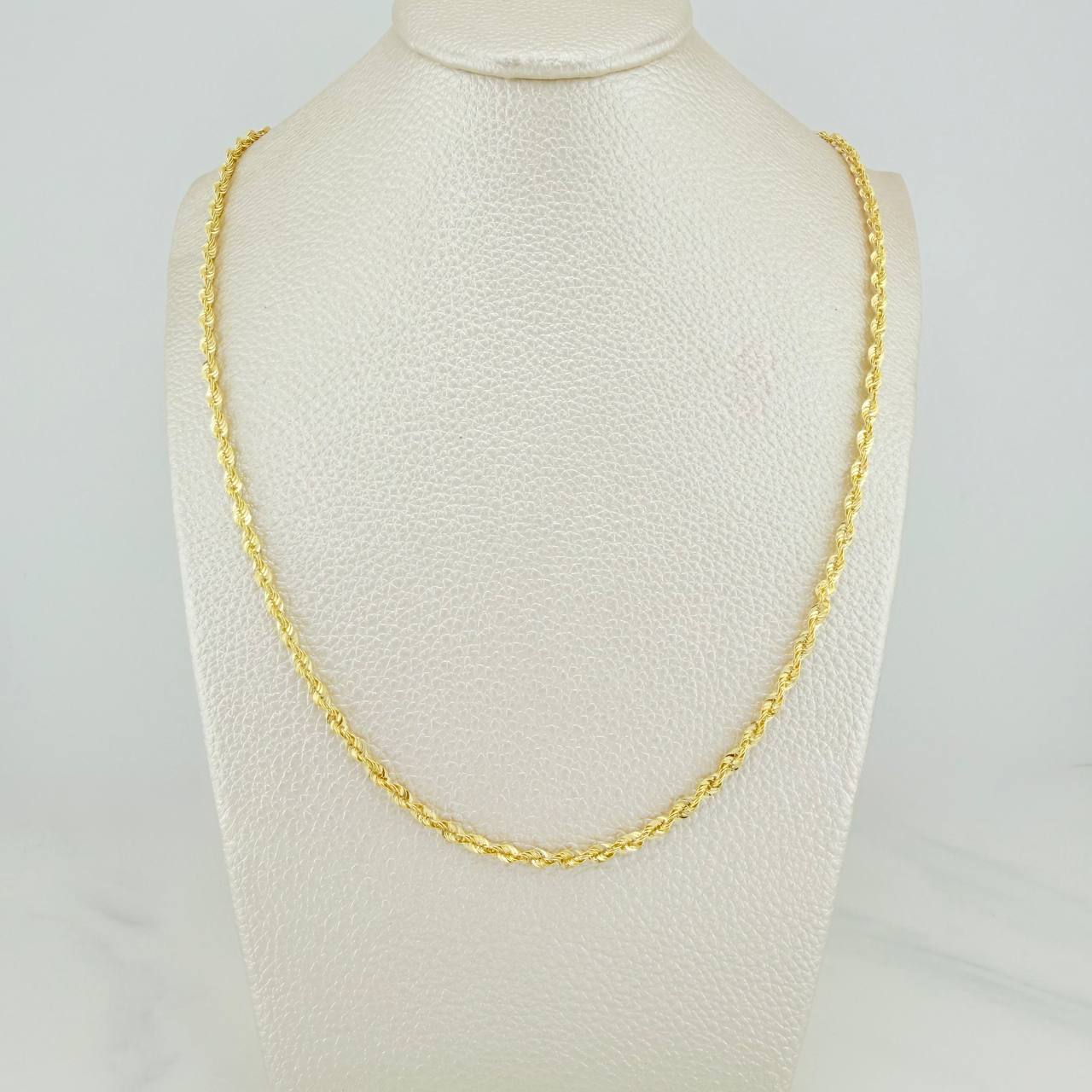 Cadena Lazo 4gr / 23 1/2 in / 2.3mm Oro Amarillo +3 18K %