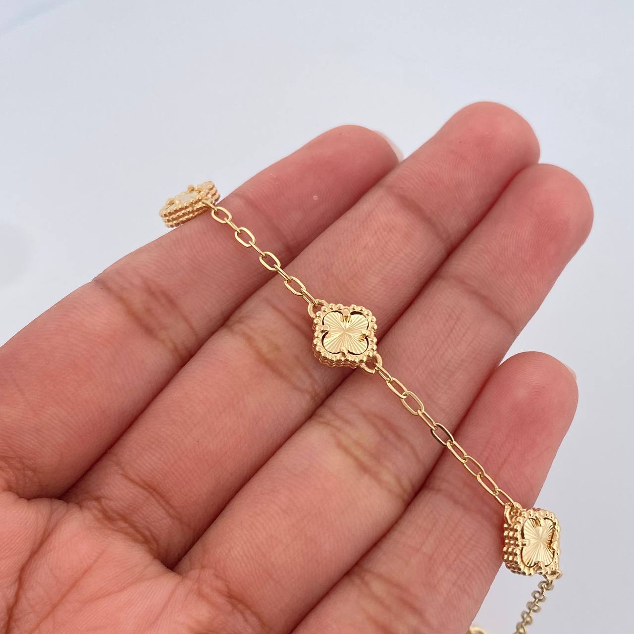 Pulso Aro Seguido Trebol 3.7gr / 17.7cm-19.4cm / Oro Amarillo Nac.Esp. 18K &