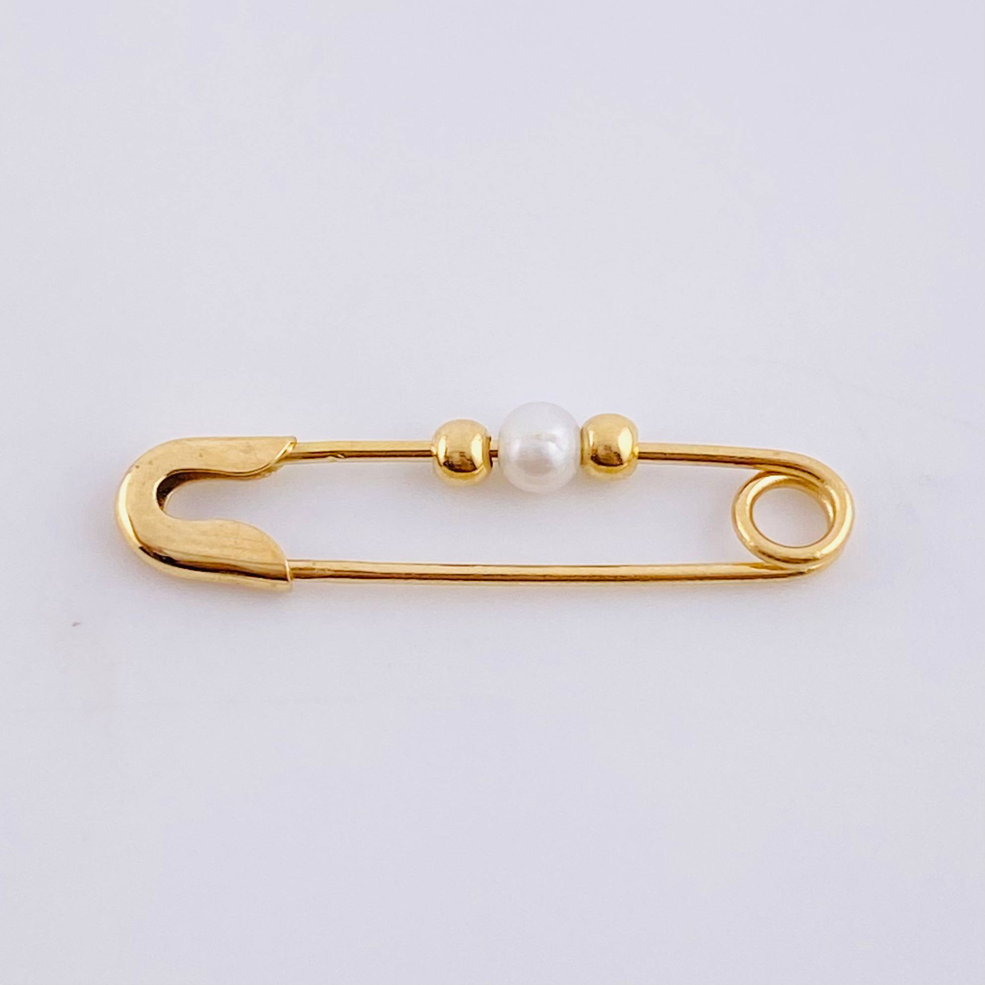 Charm Hook Smooth 0.75g / 1 in 18K Yellow Gold