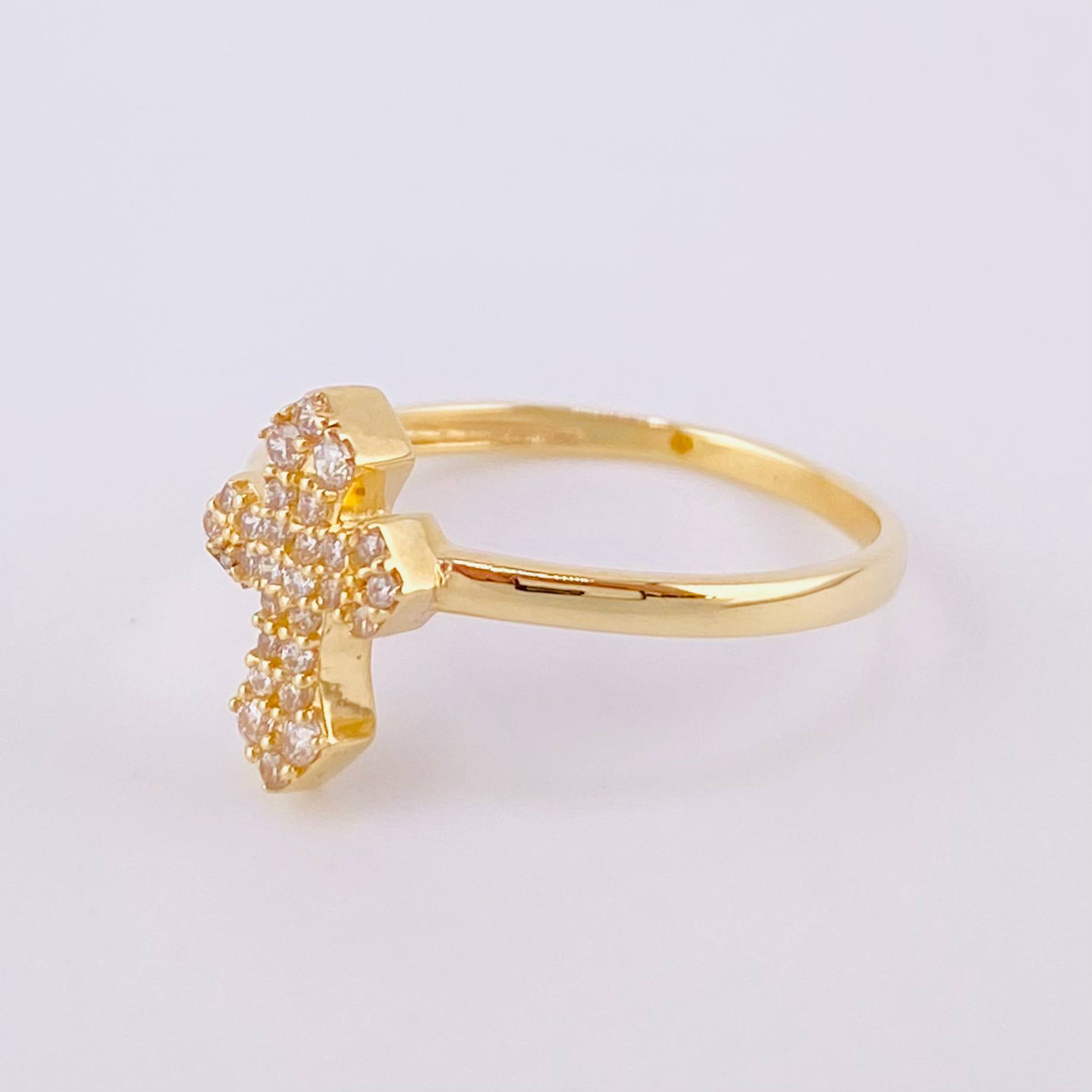Cross Ring 2.35g / Size 7 1/2 Yellow Gold 18K
