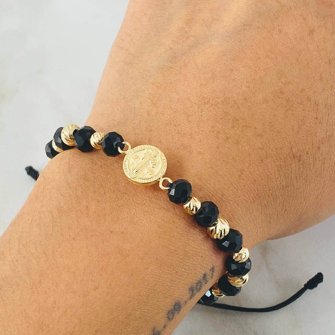 Black Bracelet Charm San Benito 1.8gr / 18K Yellow Gold *