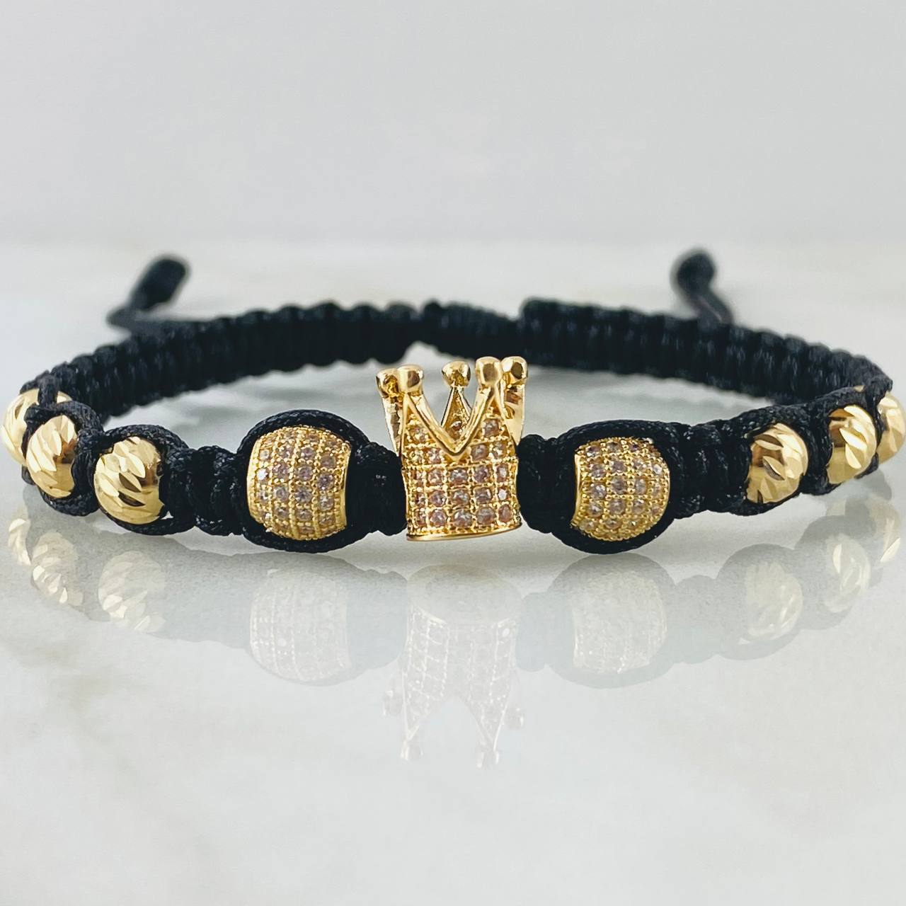 Black Bracelet Charm Crown 4.3gr / 18K Yellow Gold *