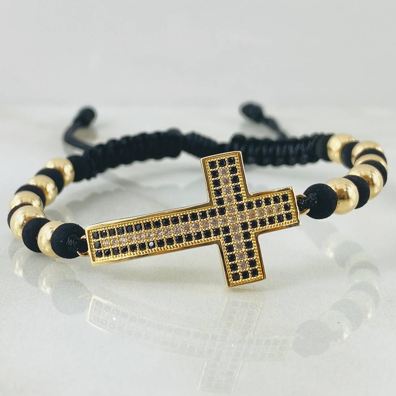 Black Bracelet Charm Cross 4.55gr / 18K Yellow Gold *