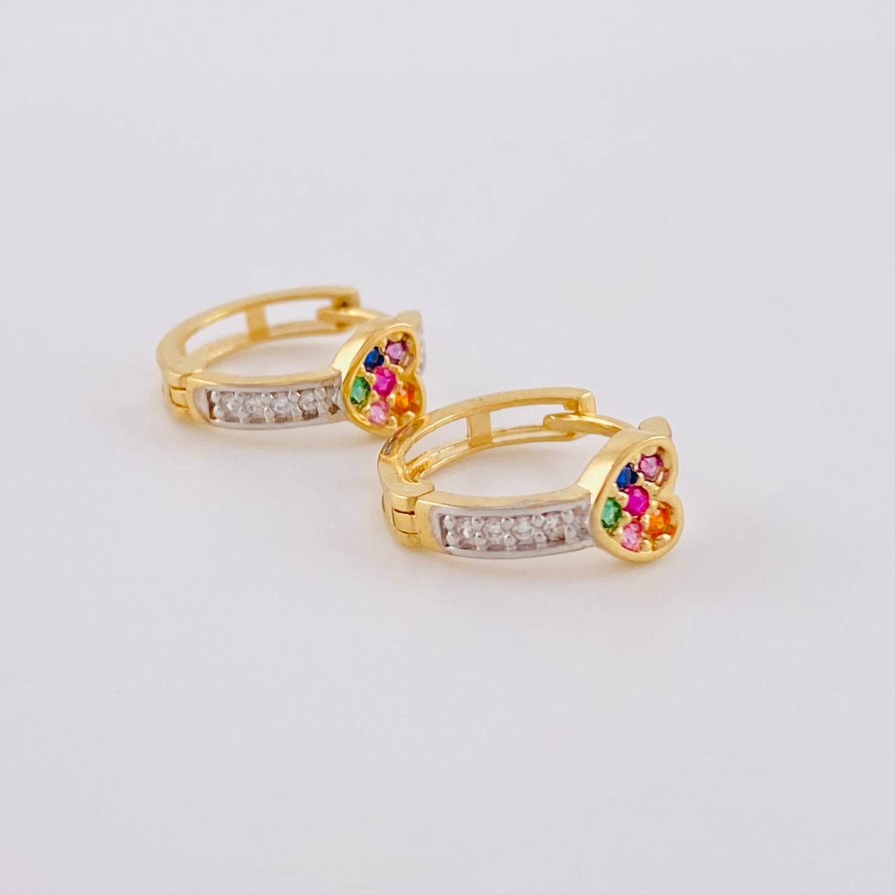 Hoop Earrings Heart Dense 2.25g / 1/2 in 18K Yellow Gold