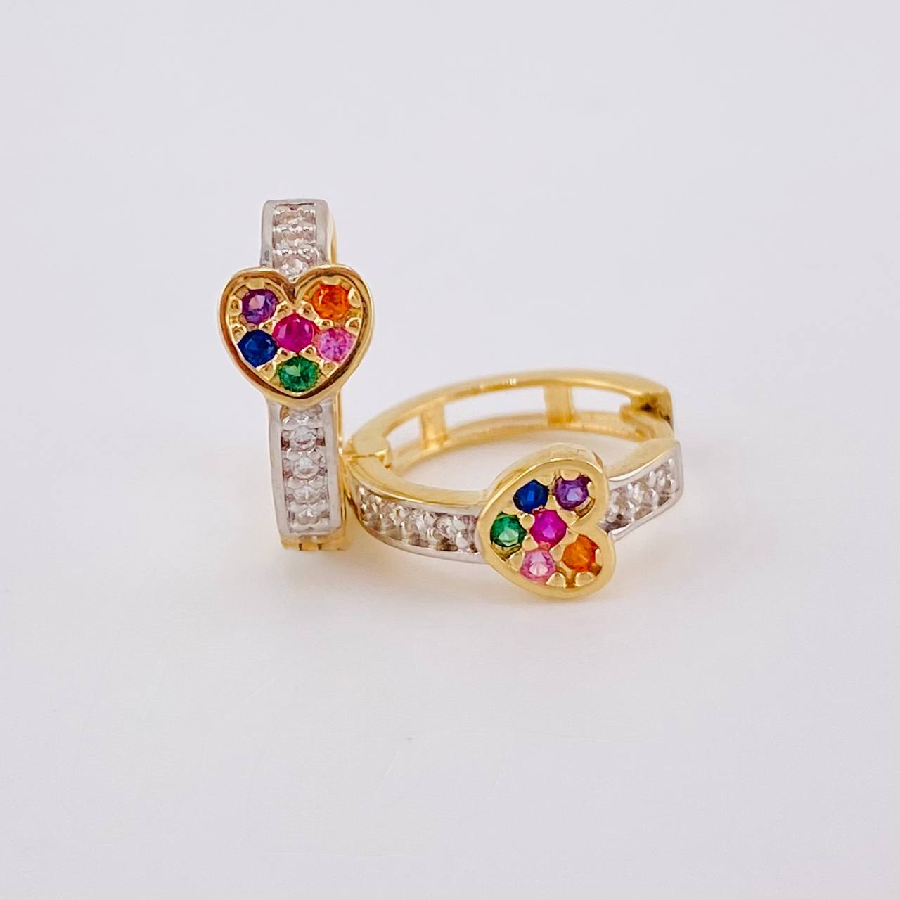 Hoop Earrings Heart Dense 2.25g / 1/2 in 18K Yellow Gold