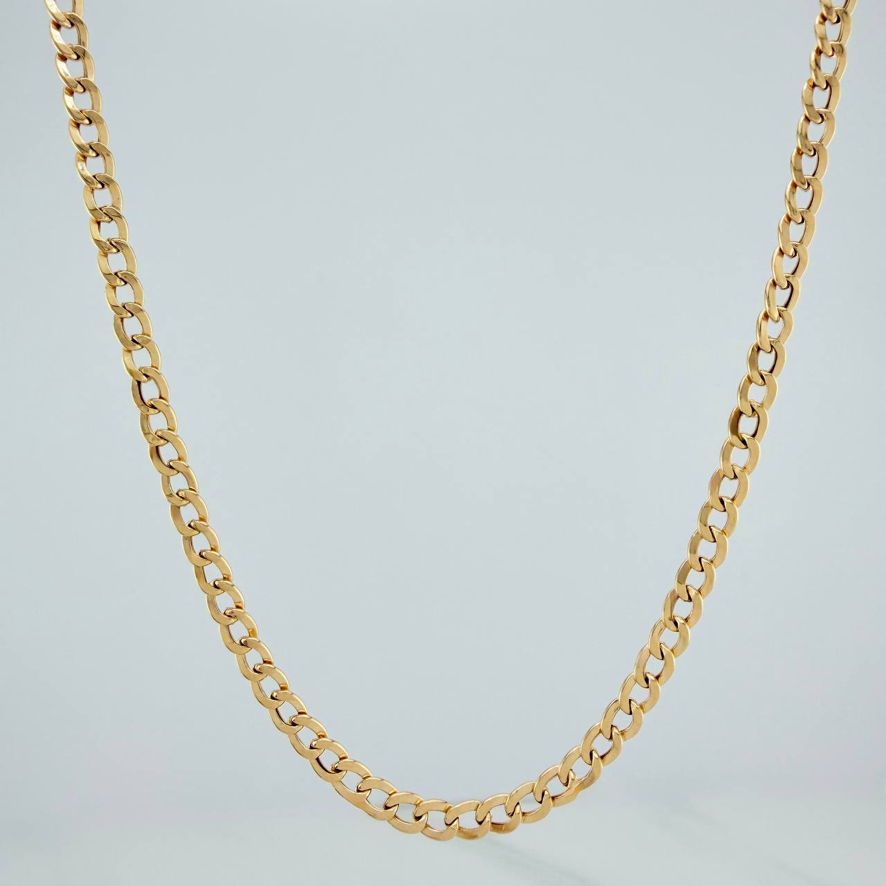 Cadena Cubana 4.25 g / 24 1/4 in / 3 mm Oro Amarillo 18K