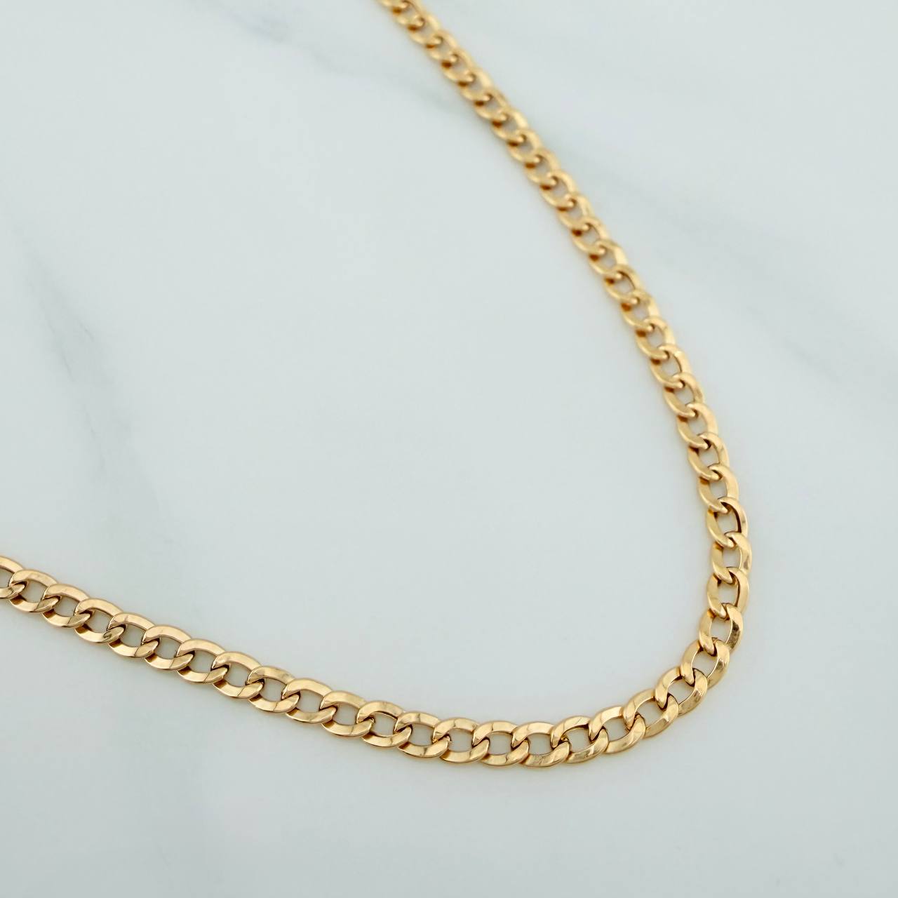 Cadena Cubana 4.25 g / 24 1/4 in / 3 mm Oro Amarillo 18K