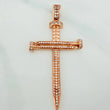 Dije Cruz Clavo 8.3gr / 2 1/2 in / Oro Rosa 18K $