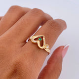Heart Ring 2.05gr / Size 7 1/2 / Green and White Zirconia 18K Gold &