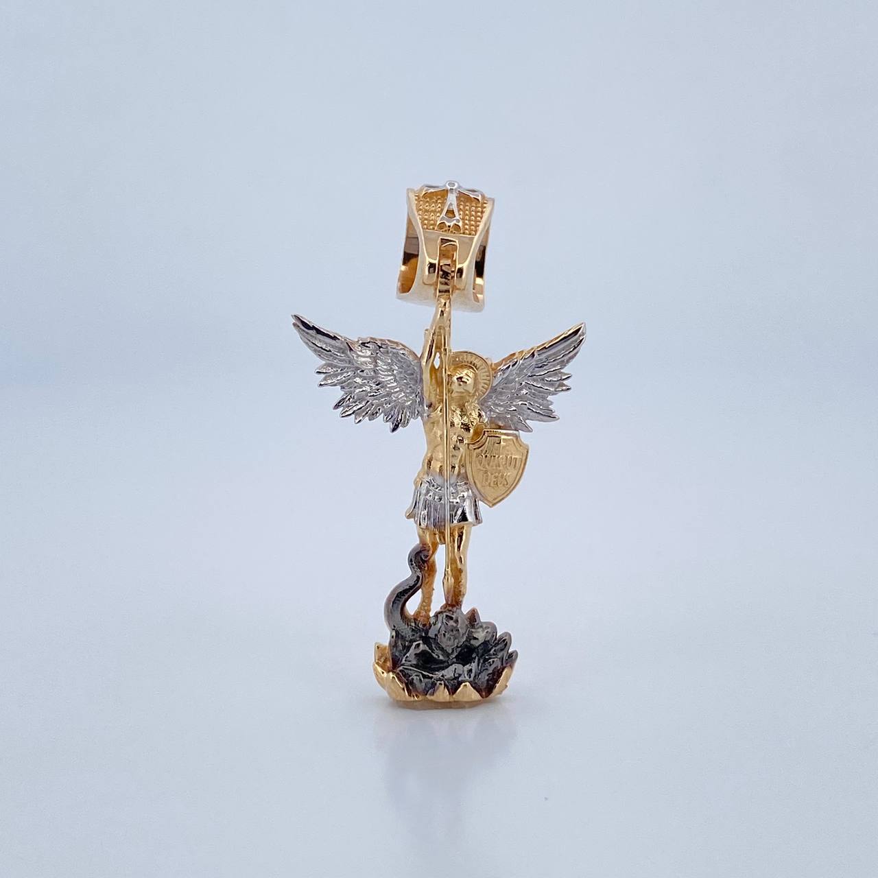 Pendant Saint Michael Archangel 5gr / 1.5in / Three 18K Gold &