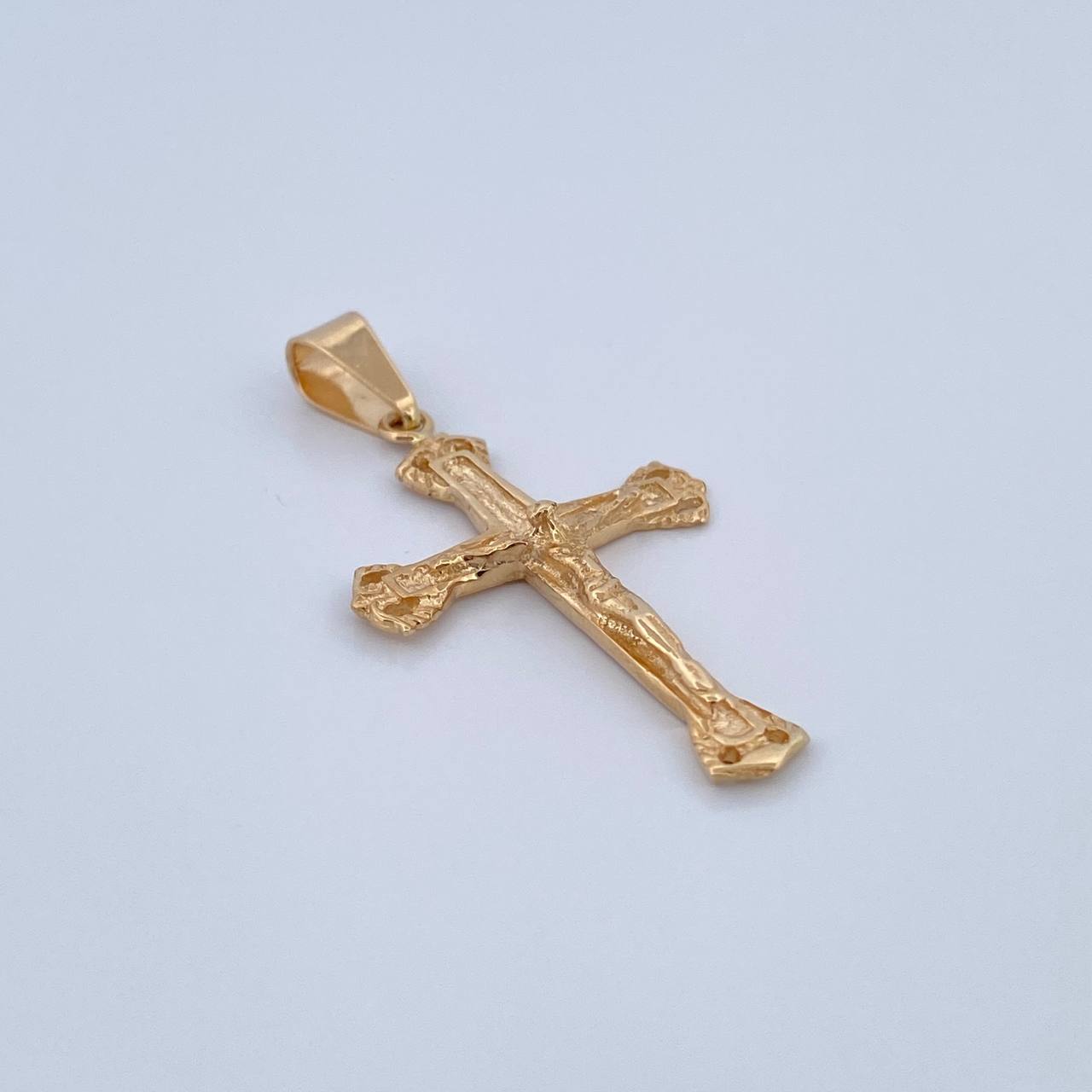 Pendant Cross Christ 2.9gr / 1.6in / Plain 18K Gold &