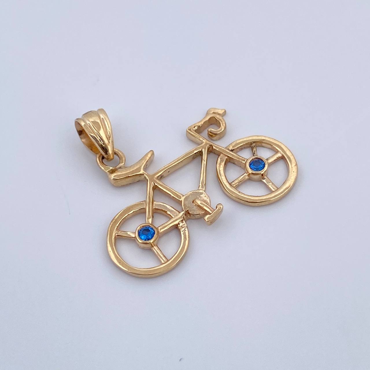 Pendant Bicycle 2.5gr / 1.0in / Blue Zirconia 18K Gold &
