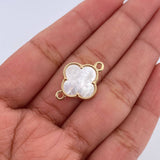 Charm Clover 1.75gr / 0.8in / White Mother-of-Pearl 18K Gold &