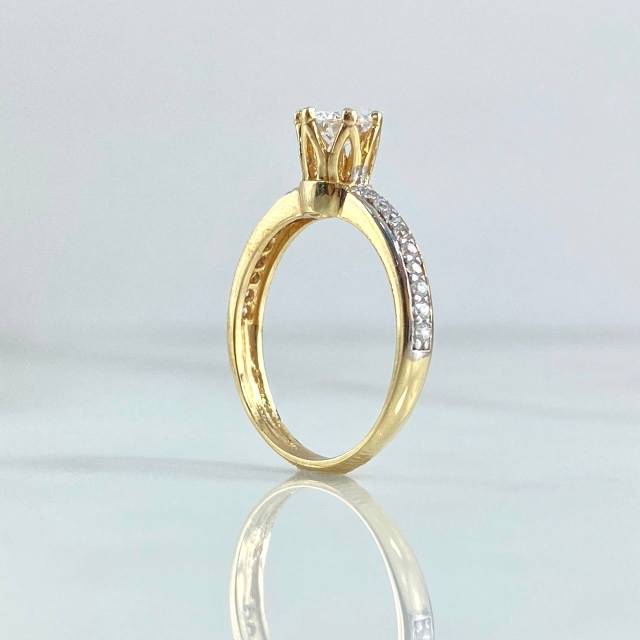 Solitaire Ring 2.65gr / Size 6 / White Zircons 18K Yellow Gold *