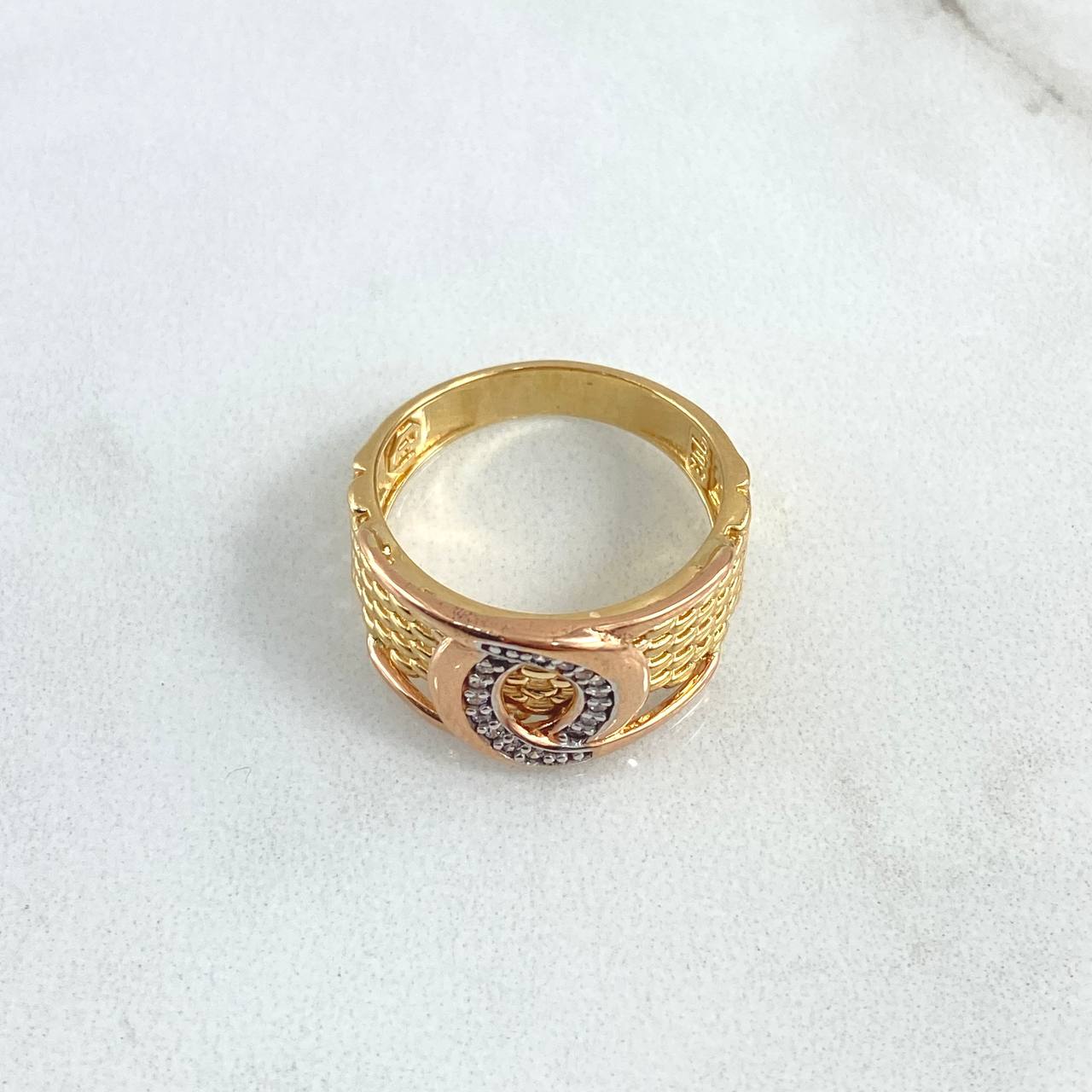 Ring Hoop Sickle Forked 4.85gr / Size 7 / White Zircons Three 18K Golds *