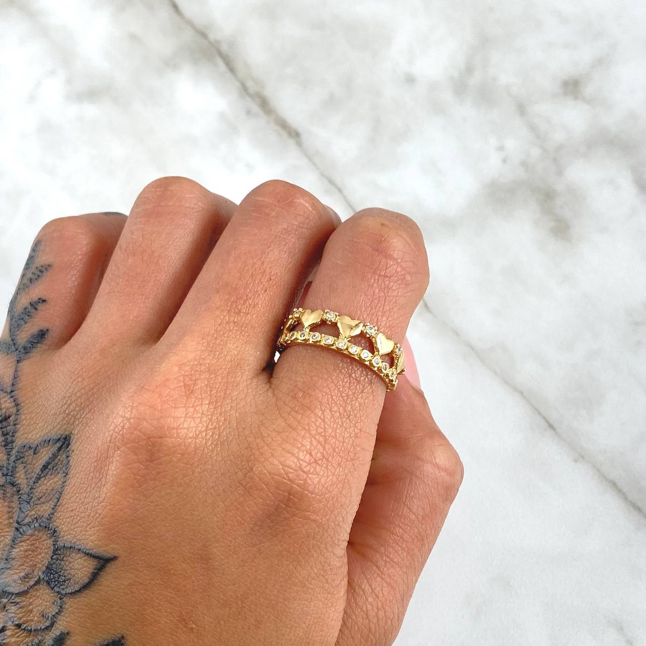 Baseline Heart Ring 3.05gr / Size 6 3/4 / White Zircons 18K Yellow Gold *