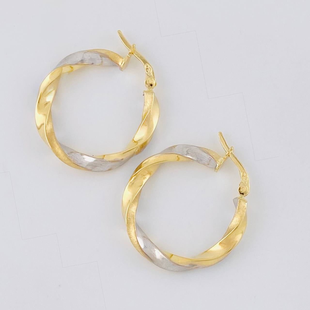 Hoop Earrings Ferchi Matte Spiral 2.8 g / 1 in Two-Tone Yellow White Gold 18K