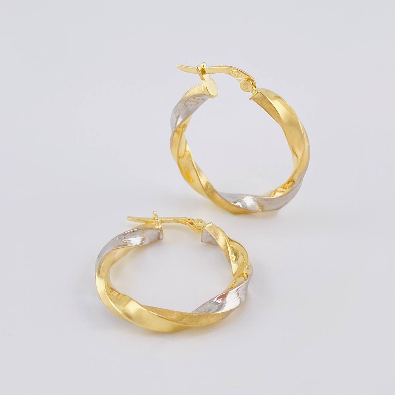 Hoop Earrings Ferchi Matte Spiral 2.8 g / 1 in Two-Tone Yellow White Gold 18K