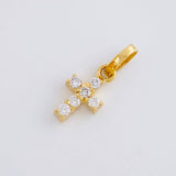 Dije Cruz Diamantes 8 Pts 0.4 g / 1/2 in Oro Amarillo 18K