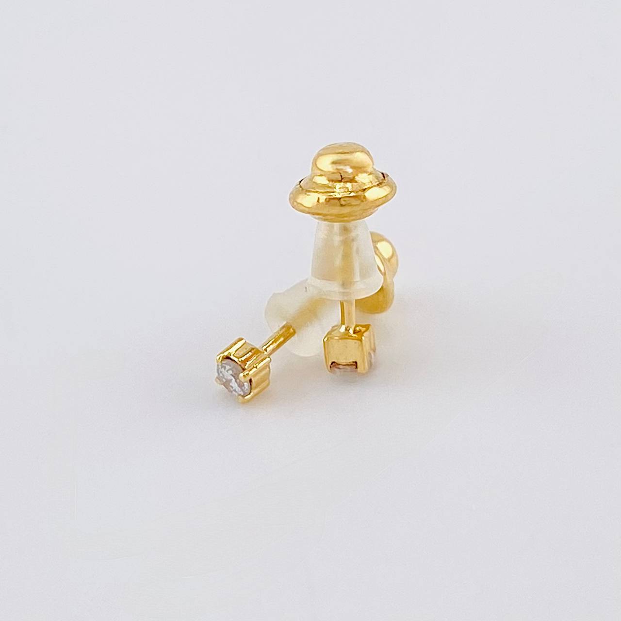Stud Earrings Four Prongs Diamonds 7 Pts 0.55 g / in / 10.4 mm Yellow Gold 18K
