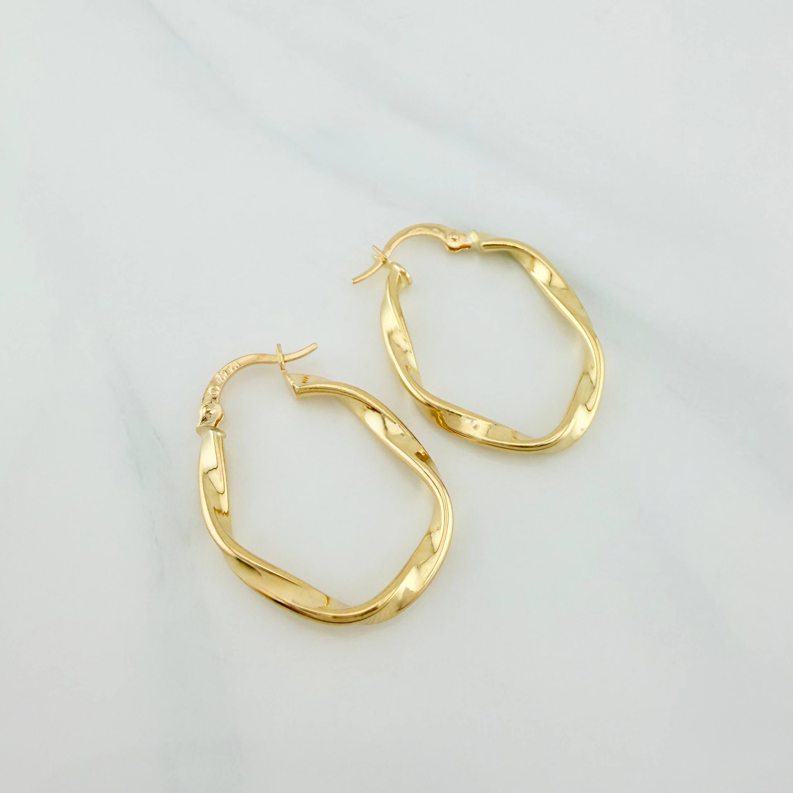 Candongas Asby Ovaladas 1.8 g / 1 in Oro Amarillo 18K