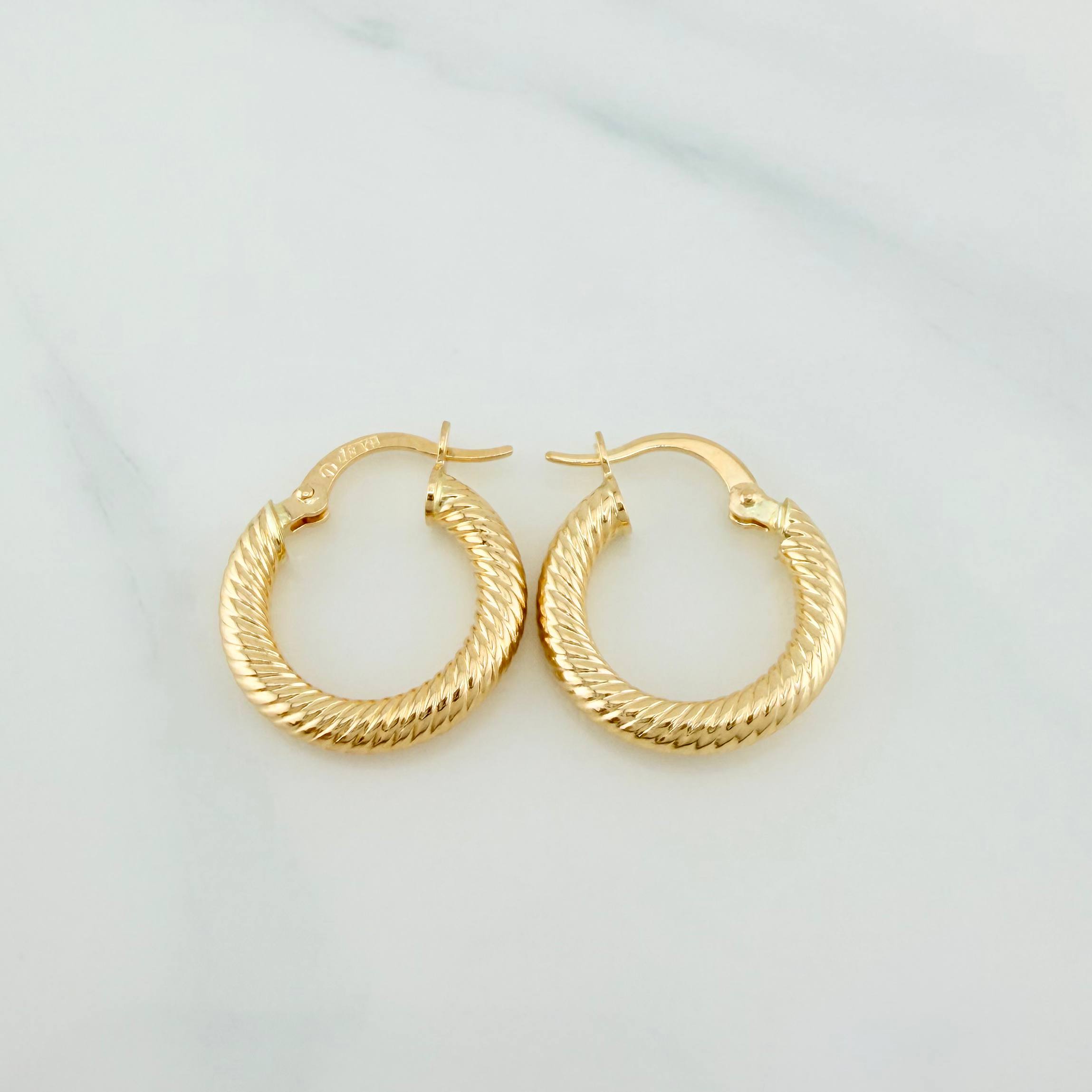 Hoop Earrings Zion 1.8 g / 3/4 in Yellow Gold 18K