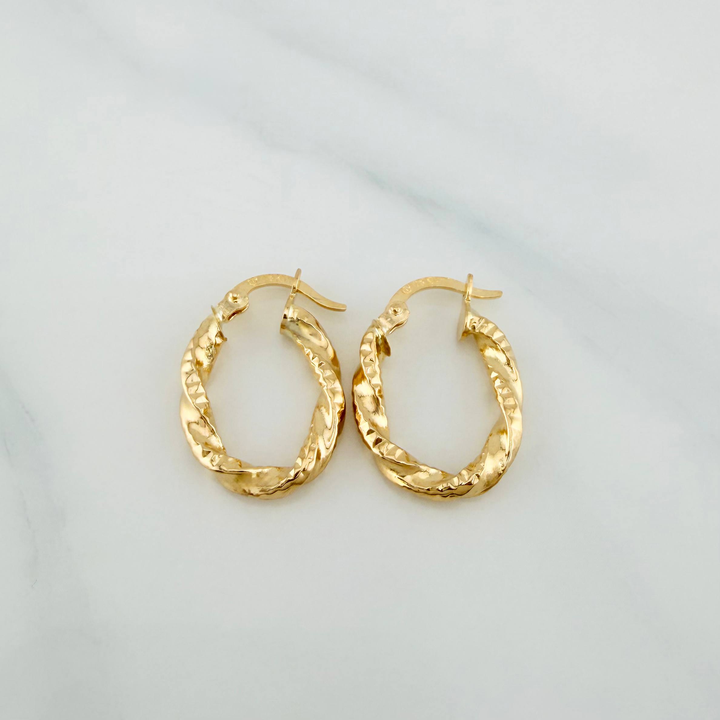 Hoop Earrings Mary Oval 1.6 g / 3/4 in Yellow Gold 18K