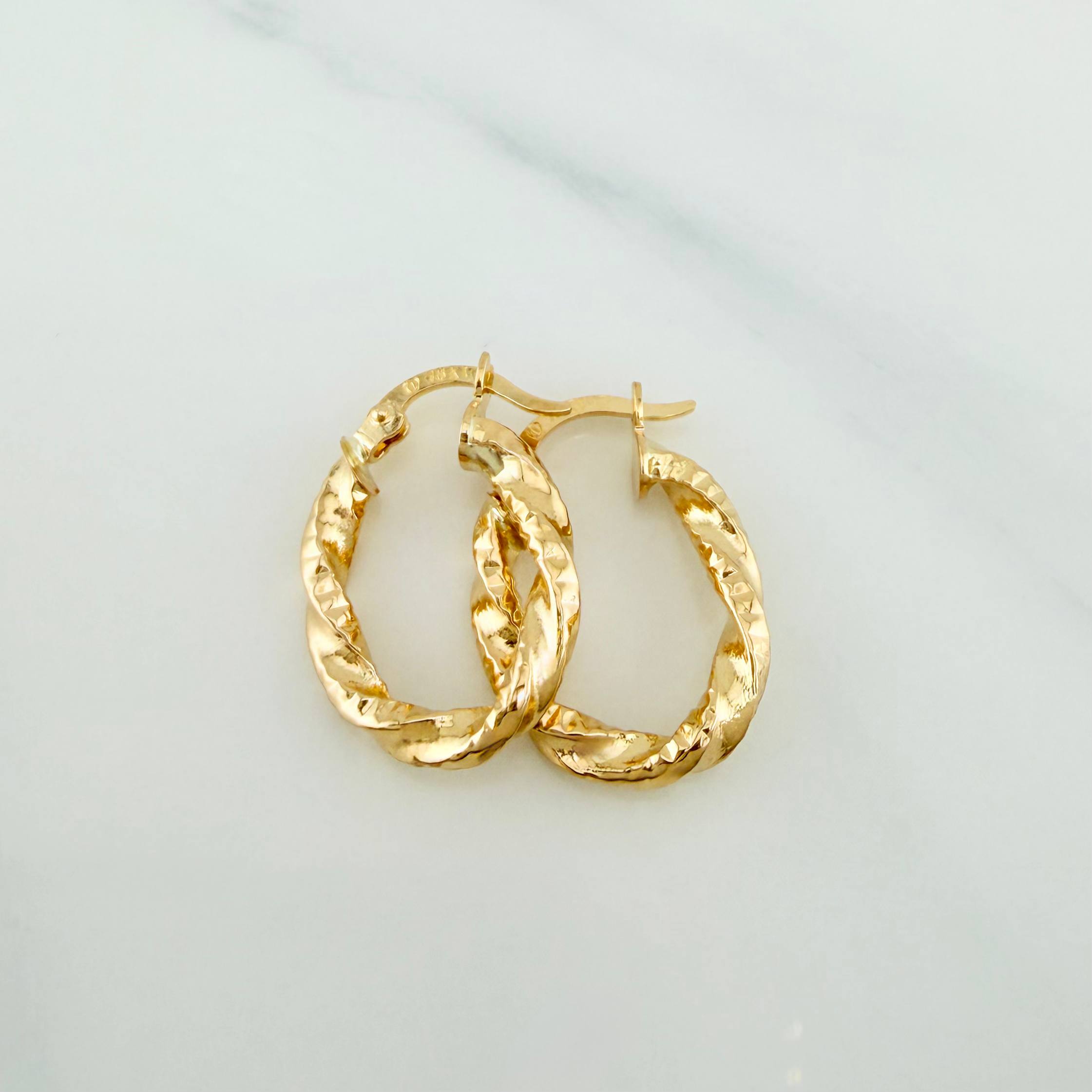 Hoop Earrings Mary Oval 1.6 g / 3/4 in Yellow Gold 18K