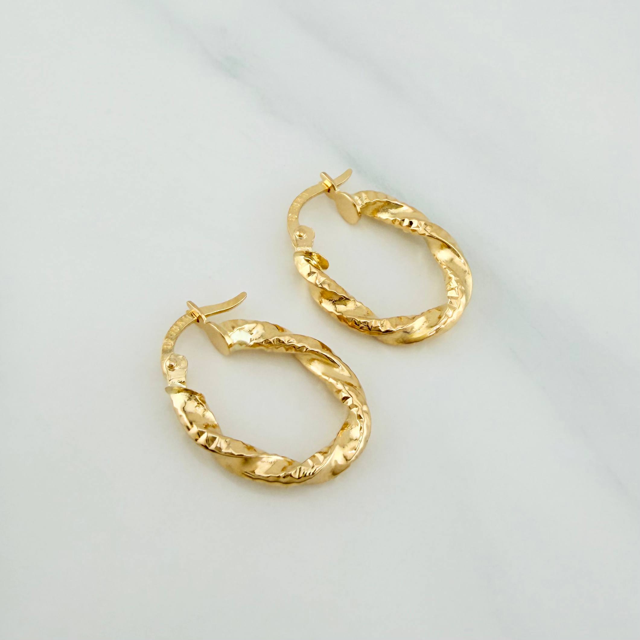 Hoop Earrings Mary Oval 1.6 g / 3/4 in Yellow Gold 18K