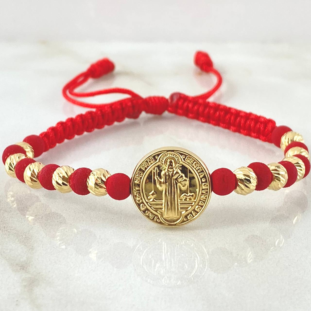Red Bracelet Charm San Benito 2.4gr / 18K Yellow Gold ©