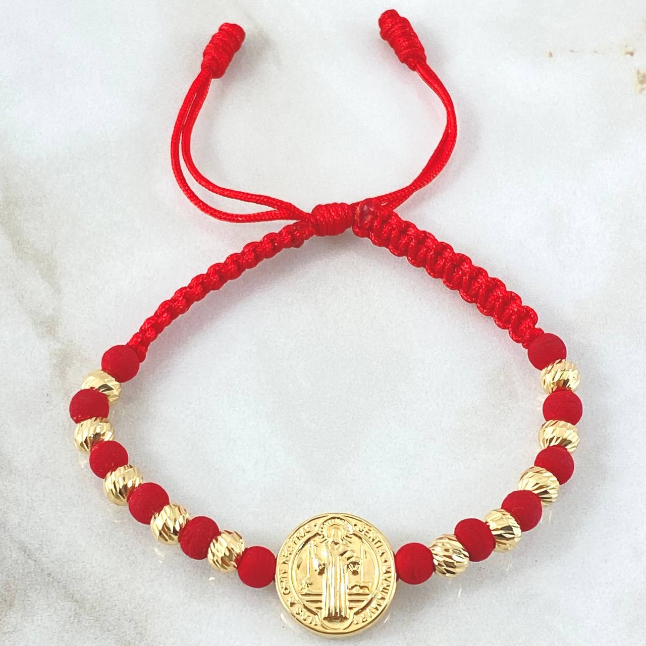 Red Bracelet Charm San Benito 2.4gr / 18K Yellow Gold ©