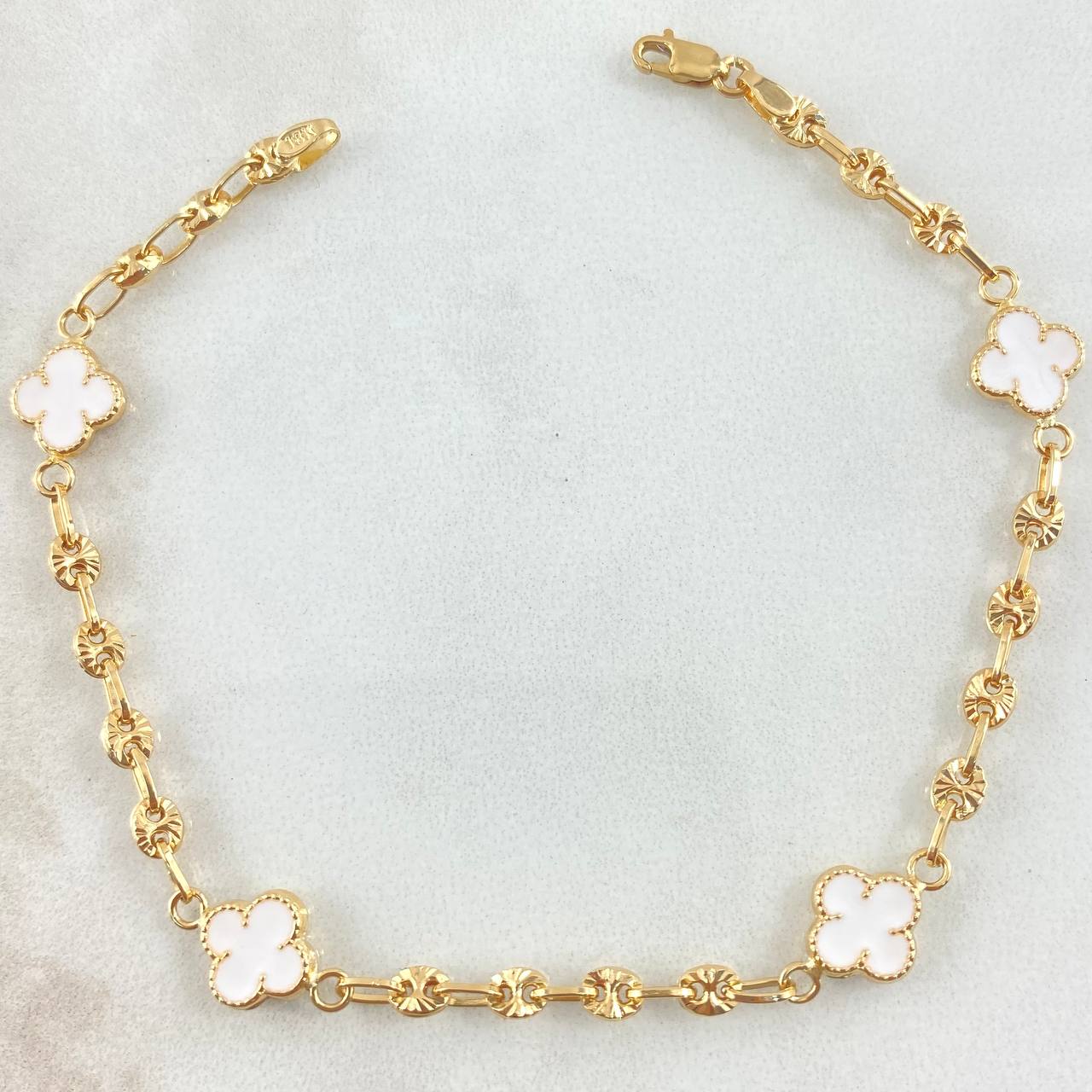 Pulso GC Trebol 3.95gr / 18.5cm / Oro Amarillo 18K ©