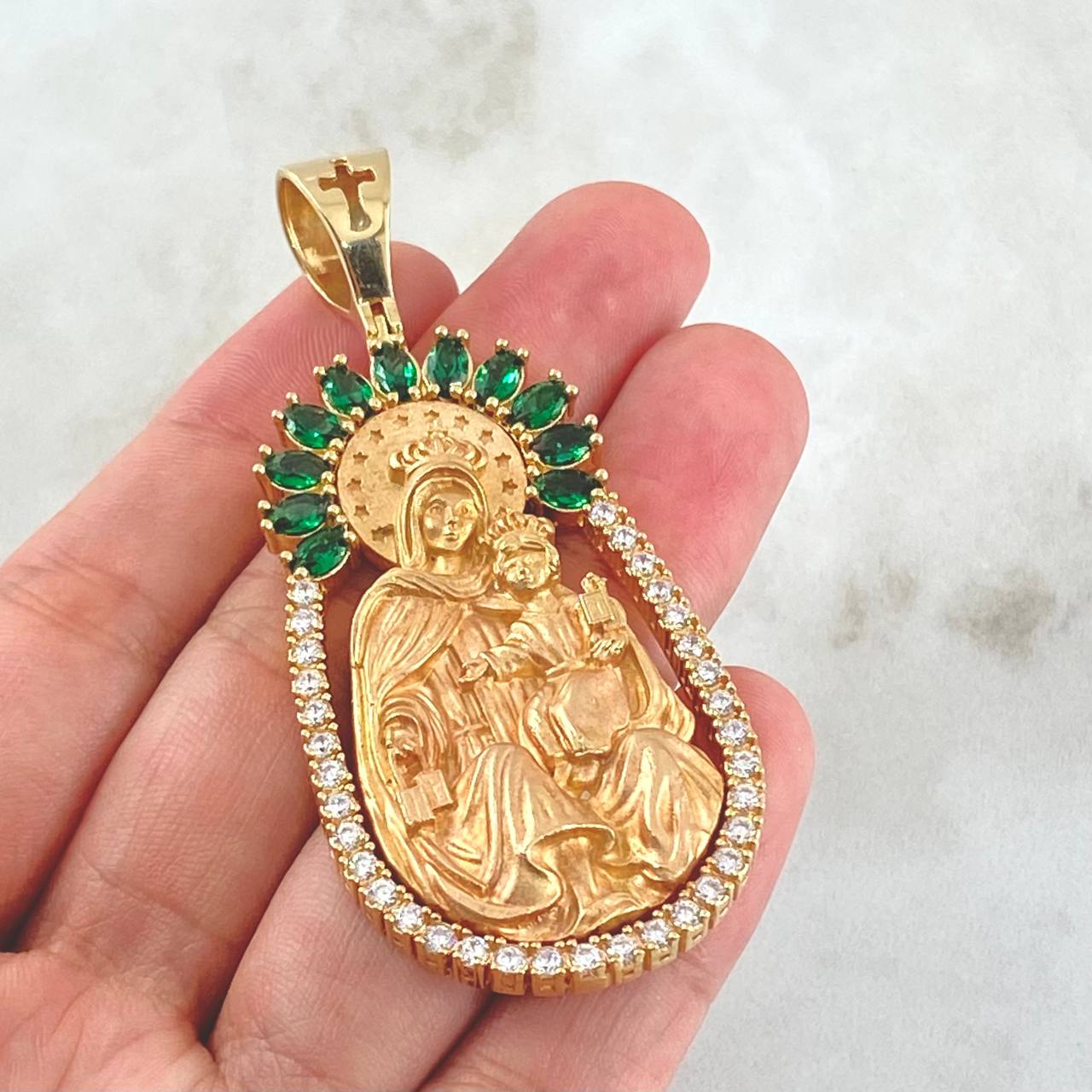 Pendant Virgin of Carmen 27.8gr / 7cm / 18K Yellow Gold