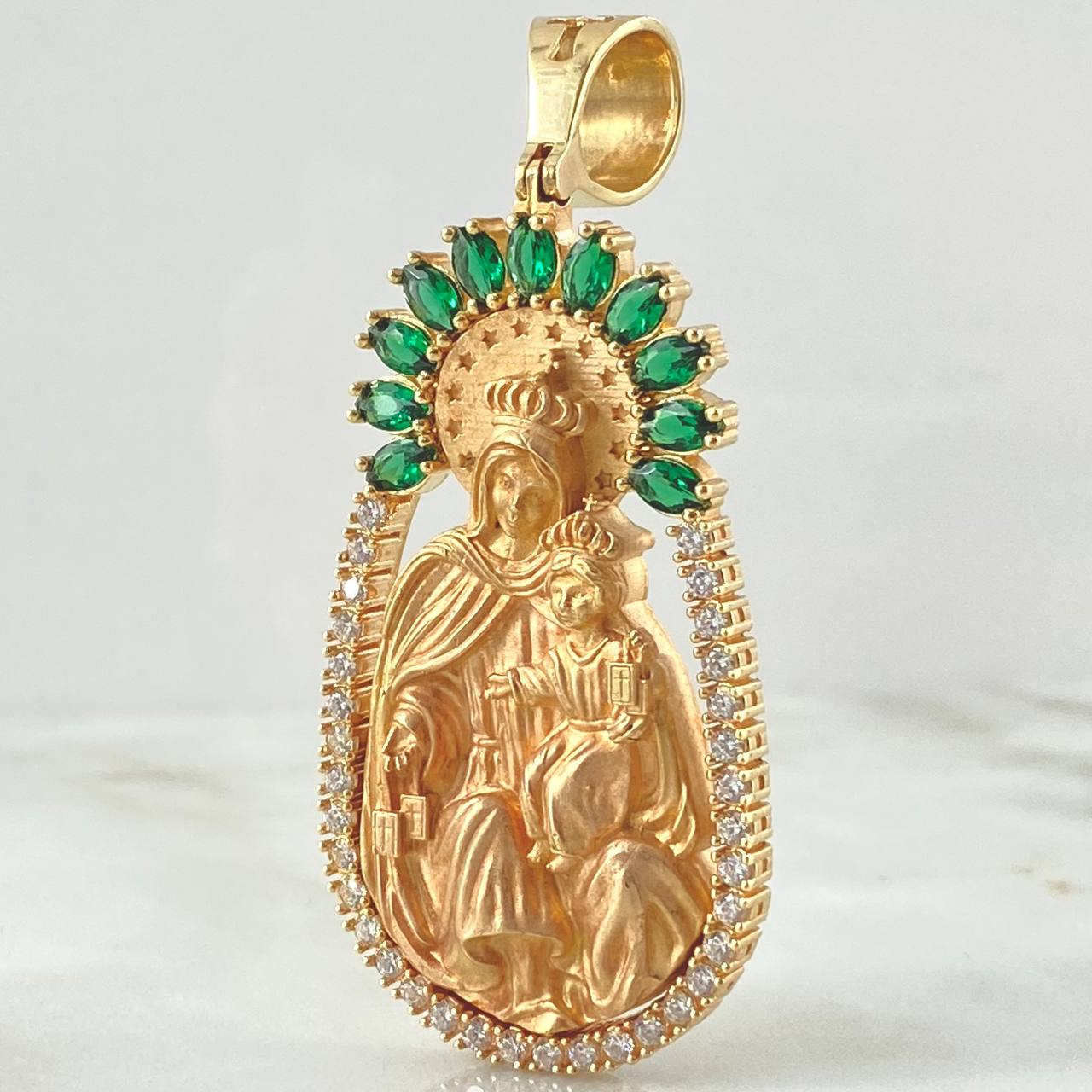 Pendant Virgin of Carmen 27.8gr / 7cm / 18K Yellow Gold