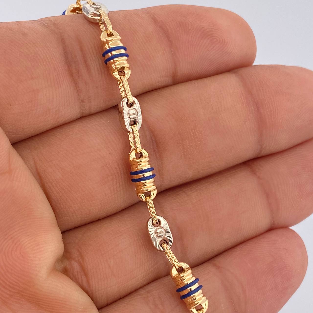 Rustic Barrel Bracelet 5.2gr / 20cm / Two Tones Yellow White 18K &