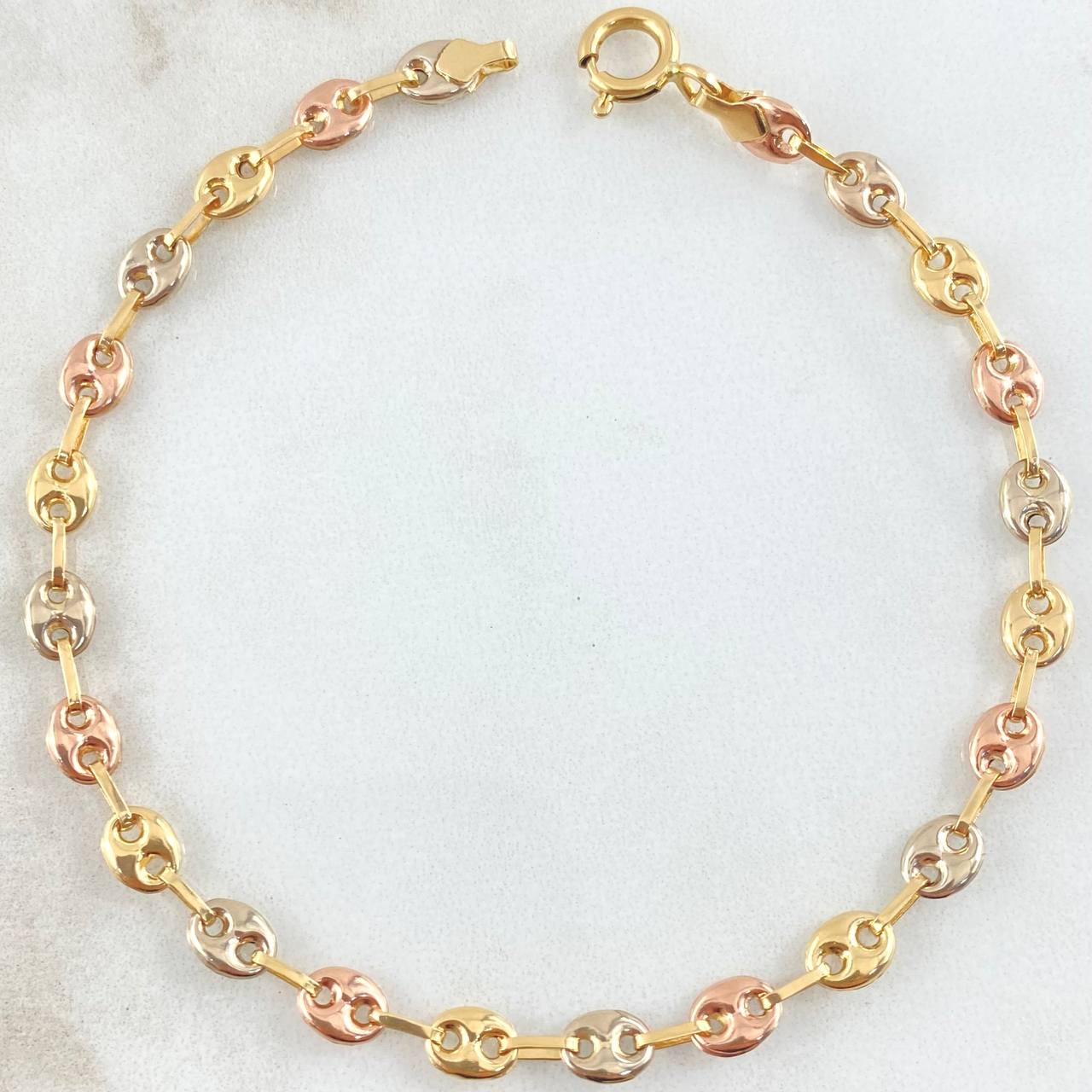 Bracelet GC 2.95gr / 8.1in / Three 18K Golds ©