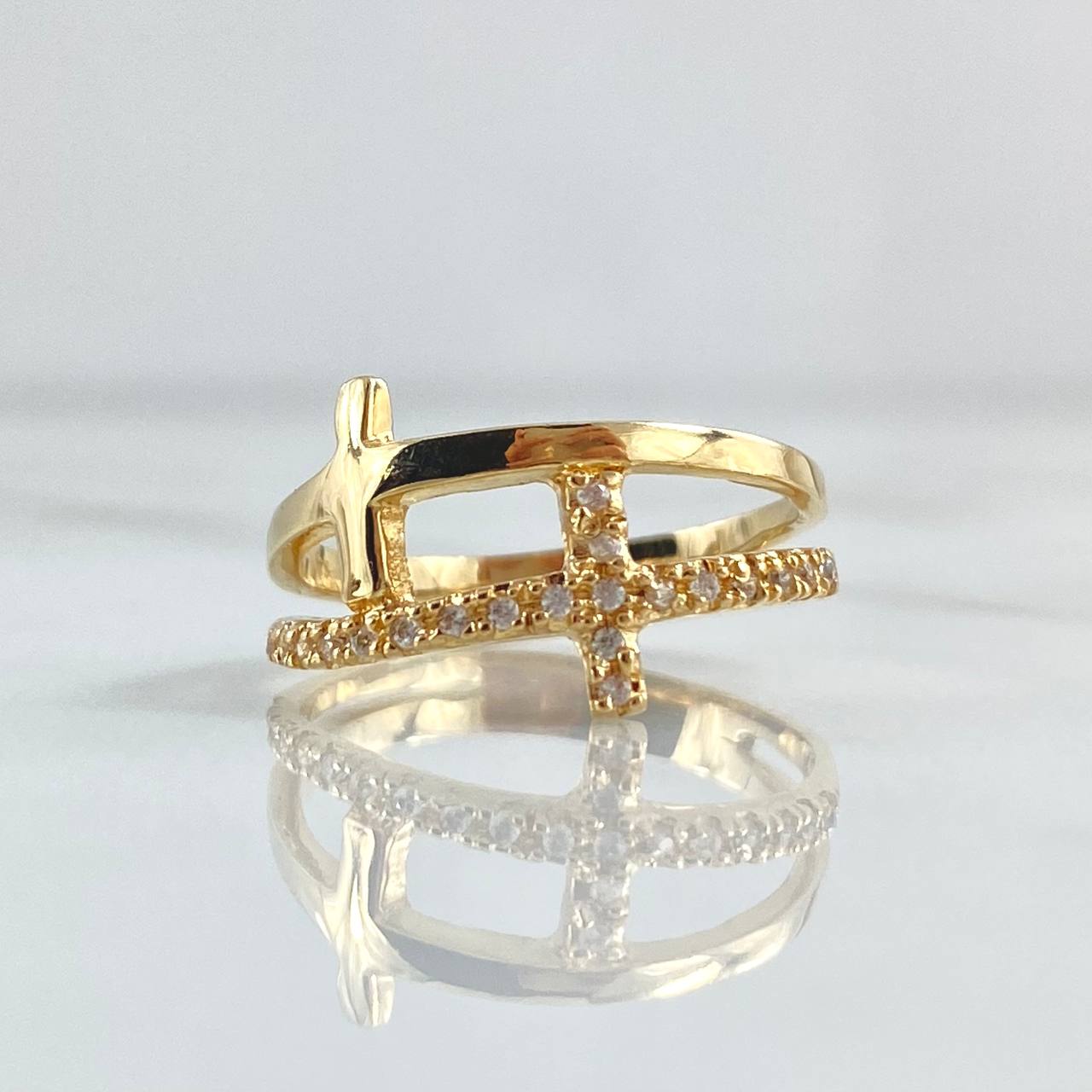 Double Cross Ring 3.05gr / Size 6 1/2 / White Zircons 18K Yellow Gold