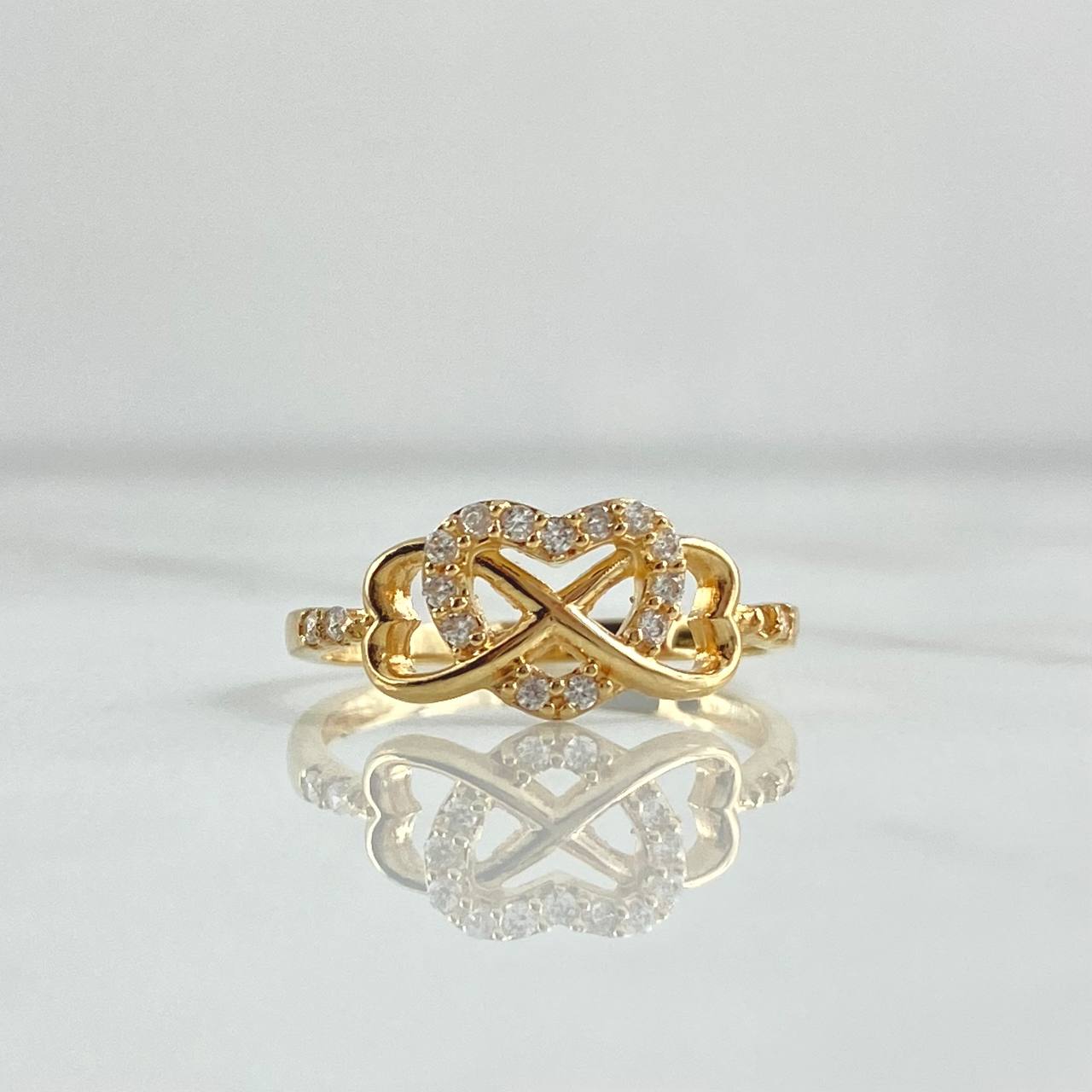 Infinity Heart Ring 2.5gr / Size 7 1/2 / White Zircons 18K Yellow Gold